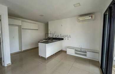 Imagem: O apartamento possui 1 Dormitório, 1 Banheiro, 1 Vaga na garagem