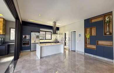 Imagem 8: Imóvel para aluguel possui 465 metros quadrados com 4 quartos