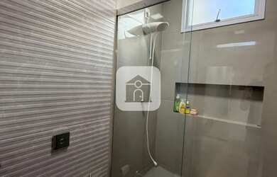 Imagem 4: Casa Térrea Alto Padrão Disponível para locação