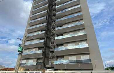 Imagem: O apartamento possui 3 Dormitórios, 2 Banheiros, 1 Vaga na