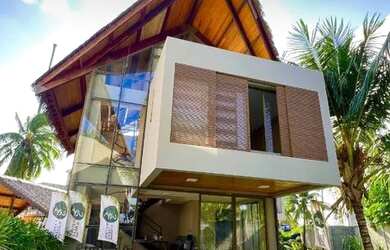 Imagem: A casa em condomínio possui 4 Dormitórios, 5 Banheiros, 2