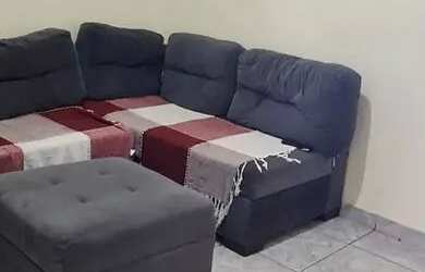 Imagem: A casa possui 3 Dormitórios, 2 Banheiros, 2 Vagas na garagem