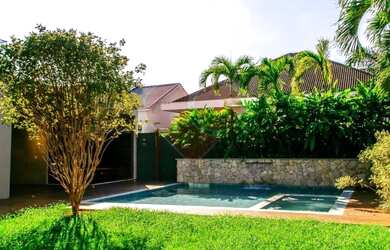 Imagem 5: CASA À VENDA CONDOMÍNIO SANTA MÔNICA JARDINS 6 SUÍTES ALTO PADRÃO...