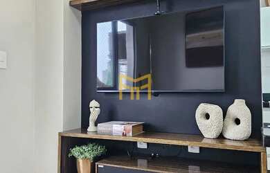 Imagem: O apartamento possui 2 Dormitórios, 1 Banheiro, 1 Vaga na garagem