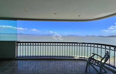 Imagem: O apartamento possui 3 Dormitórios, 4 Banheiros, 4 Vagas na