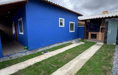 Imagem: A casa possui 2 Dormitórios, 2 Banheiros, 1 Vaga na garagem
