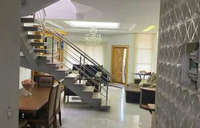 Imagem: A casa em condomínio possui 3 Dormitórios, 3 Banheiros, 4