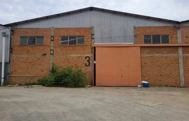 Imagem: O depósito possui 800m² de Área e está localizado em Distrito