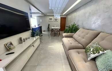 Imagem: A casa possui 3 Dormitórios, 3 Banheiros, 3 Vagas na garagem