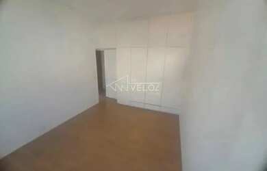 Imagem: O apartamento e possui 3 Dormitórios, 4 Banheiros, 1 Vaga na