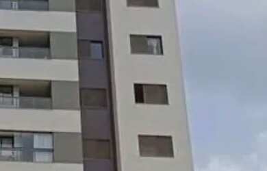 Imagem: O apartamento possui 3 Dormitórios, 2 Banheiros, 2 Vagas na