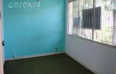 Imagem: A casa possui 3 Dormitórios, 1 Banheiro, 3 Vagas na garagem