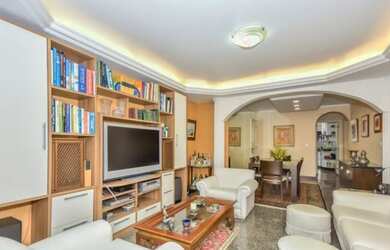 Imagem 2: Maravilhoso Apartamento Lâmina de 179 m² em localização Nobre