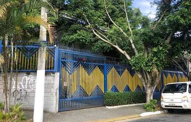 Imagem: O depósito possui 980m² de Área e está localizado em Chácara