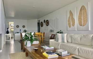 Imagem: O apartamento possui 4 Dormitórios, 5 Banheiros, 2 Vagas na