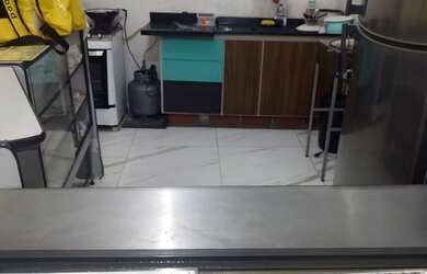 Imagem: A casa possui 2 Dormitórios, 1 Banheiro, 3 Vagas na garagem