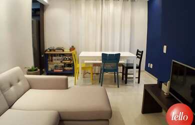 Imagem: O apartamento possui 1 Dormitório, 1 Banheiro, 1 Vaga na garagem