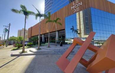 Imagem: O depósito possui 5 Vagas na garagem, 275m² de Área e está