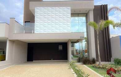 Imagem: A casa em condomínio possui 3 Dormitórios, 5 Banheiros, 4