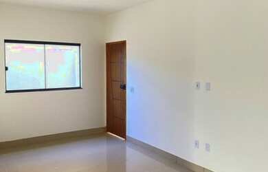 Imagem 3: Casa 2 e 3/4 próx. Veiga Jardim. R$ 295.000,00