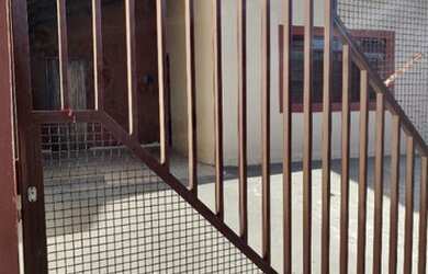 Imagem: A casa possui 3 Dormitórios, 3 Banheiros e 3 Vagas na garagem