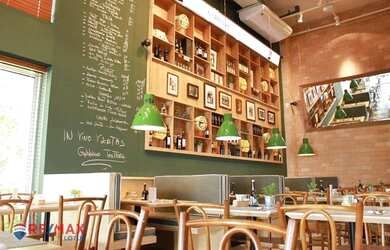 Imagem: O depósito possui 180m² de Área e está localizado em Barra