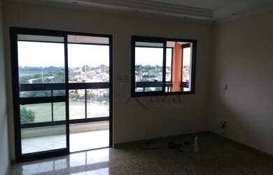 Imagem: O apartamento possui 4 Dormitórios, 3 Banheiros, 2 Vagas na