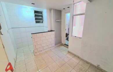 Imagem: A kitnet possui 1 Dormitório, 1 Banheiro, 27m² de Área e