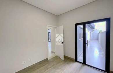 Imagem: A casa em condomínio possui 3 Dormitórios, 5 Banheiros, 4