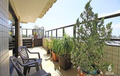 Imagem: O apartamento na cobertura possui 3 Dormitórios, 2 Banheiros