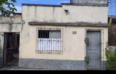 Imagem: A casa possui 2 Dormitórios, 1 Banheiro, 20m² de Área e