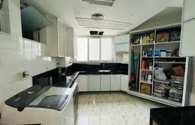 Imagem 3: Casa de condomínio para aluguel com 315 metros quadrados com 4 quartos