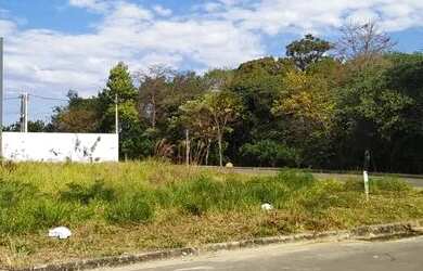 Imagem: O terreno possui 561m² de Área e está localizado em Jardim