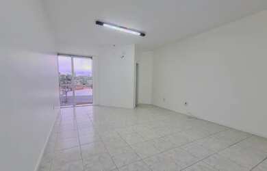 Imagem: O depósito possui 32m² de Área, Imóvel novo e está localizado