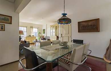 Imagem: O apartamento possui 3 Dormitórios, 2 Banheiros, 100m² de