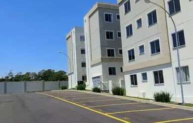 Imagem: O apartamento possui 2 Dormitórios, 1 Banheiro, 1 Vaga na garagem