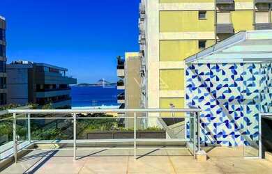 Imagem 1: Pé na Areia! Primeira Quadra da Praia do Leblon! Cobertura Duplex com Big Terraço Vista M