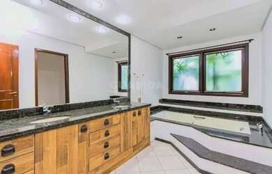 Imagem 8: Casa ampla de 4 dormitórios, sendo 3 suíte, no bairro Chácara das Pedras