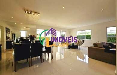 Imagem: A casa em condomínio possui 4 Dormitórios, 5 Banheiros, 4