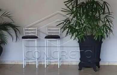 Imagem: O depósito possui 2 Vagas na garagem, 250m² de Área e está