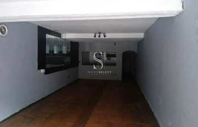 Imagem: O depósito possui 1 Vaga na garagem, 176m² de Área e está