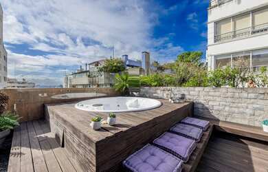 Imagem: O apartamento na cobertura possui 2 Dormitórios, 3 Banheiros