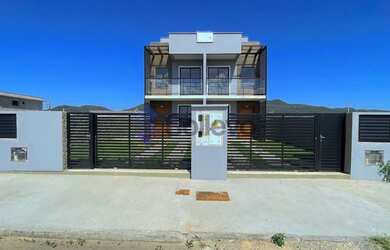 Imagem: A casa possui 2 Dormitórios, 1 Banheiro, 1 Vaga na garagem