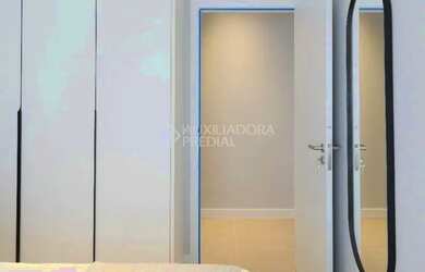 Imagem 9: Apartamento COMPLETAMENTE MOBILIADO E DECORADO 2 dormitórios com suíte...