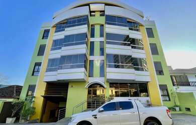 Imagem: O apartamento possui 3 Dormitórios, 2 Banheiros, 2 Vagas na