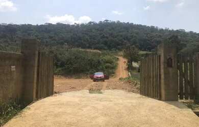 Imagem: A chácara possui 590.002m² de Área e está localizado em