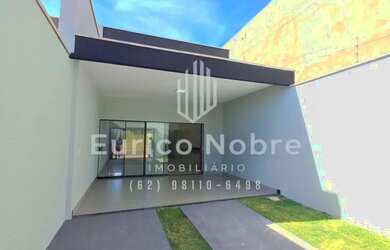 Imagem: A casa possui 3 Dormitórios, 2 Banheiros, 2 Vagas na garagem