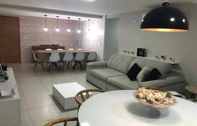 Imagem: O apartamento possui 3 Dormitórios, 3 Banheiros, 2 Vagas na