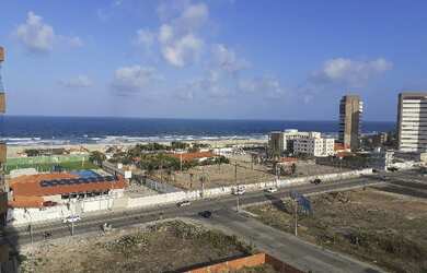 Imagem: O apartamento possui 2 Dormitórios, 2 Banheiros, 2 Vagas na