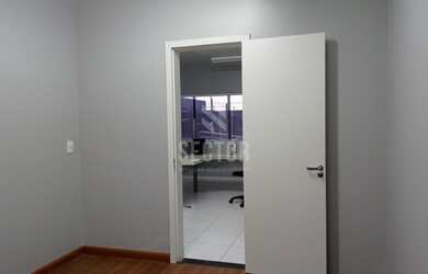 Imagem 14: Galpão para locação no Costeira - São José dos Pinhais